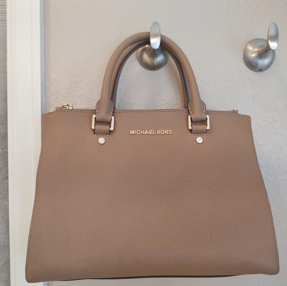 Michael Kors Sutton Handbag